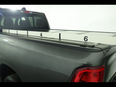 Used 2022 RAM 1500 Big Horn image 12