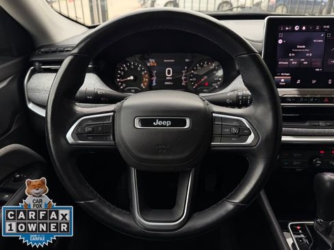 Used 2022 Jeep Compass Latitude image 12