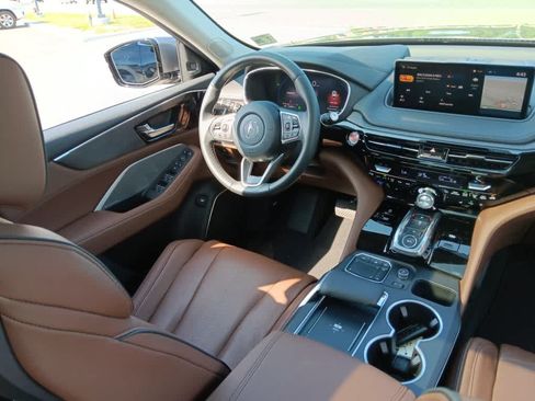 Used 2024 Acura MDX SH-AWD w/ Advance Package image 17