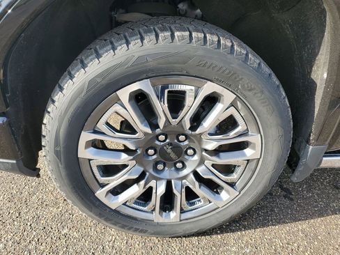 Used 2023 GMC Sierra 1500 Denali Ultimate image 35