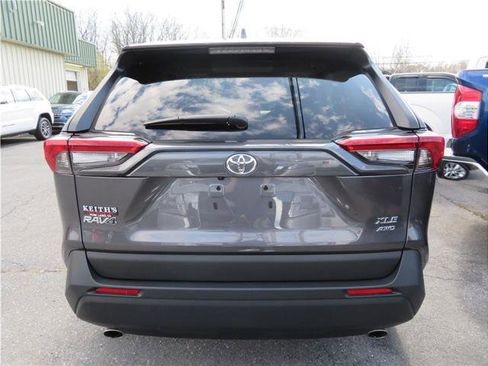 Used 2024 Toyota RAV4 XLE Premium w/ Weather Package image 19