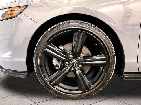 Used 2024 Honda Accord Sport image 8