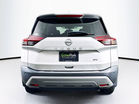 Used 2022 Nissan Rogue SV w/ SV Premium Package FWD image 7