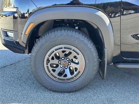 New 2026 Nissan Frontier PRO-4X image 12