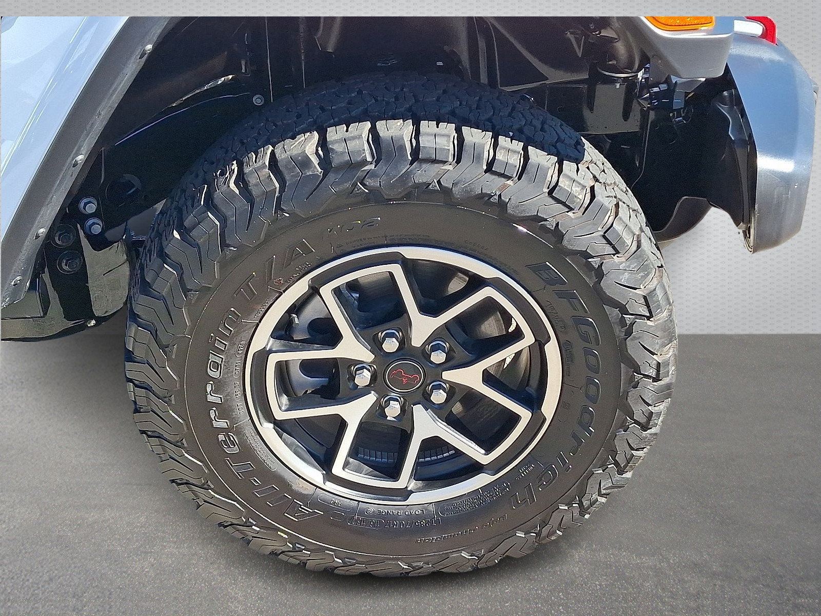 Certified 2026 Jeep Wrangler Unlimited Rubicon w/ Safety Group AWD/4WD image 8