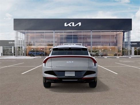 New 2025 Kia EV6 Wind image 12