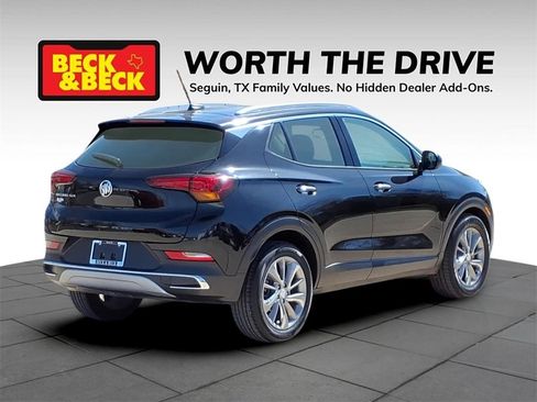 Used 2023 Buick Encore GX Essence w/ Experience Buick Package image 5