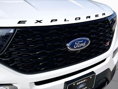 Used 2023 Ford Explorer ST w/ Equipment Group 401A AWD/4WD image 30