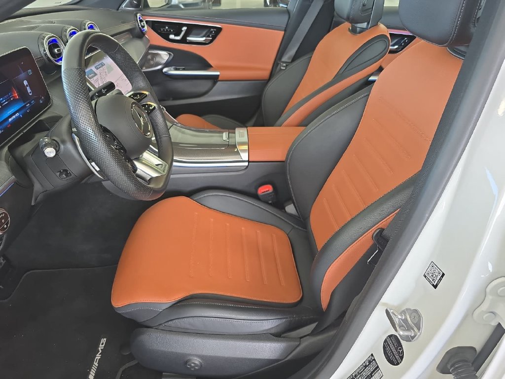 Used 2023 Mercedes-Benz C 43 AMG 4MATIC Sedan image 5