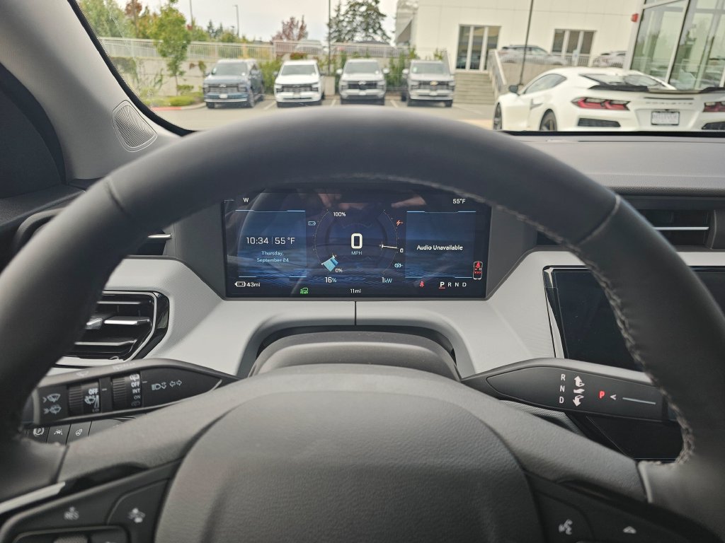 New 2027 Chevrolet Bolt LT w/ Dual Panel Sunroof Package FWD image 26