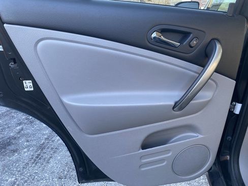 Used 2007 Saturn Vue 2WD image 17