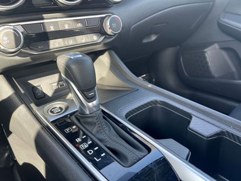 Used 2025 Nissan Sentra SV image 41