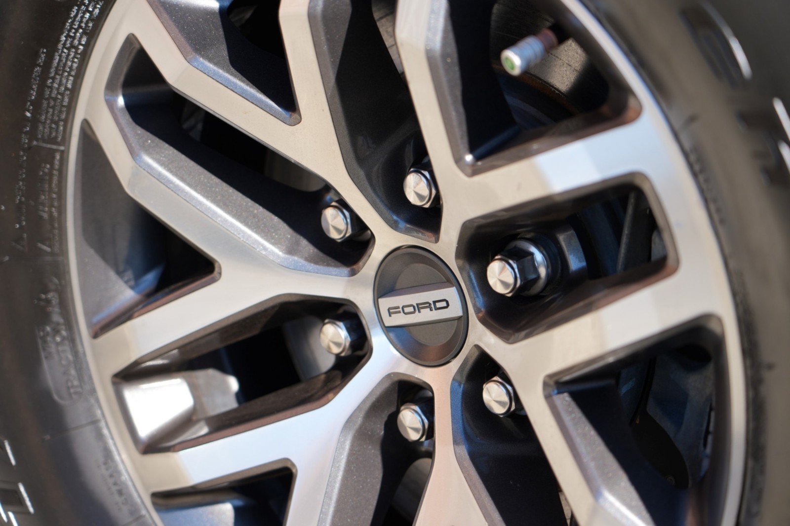 Used 2018 Ford F150 Raptor w/ Equipment Group 801A Mid AWD/4WD image 58