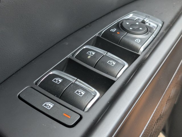 Certified 2026 Kia Carnival SX Prestige FWD image 24