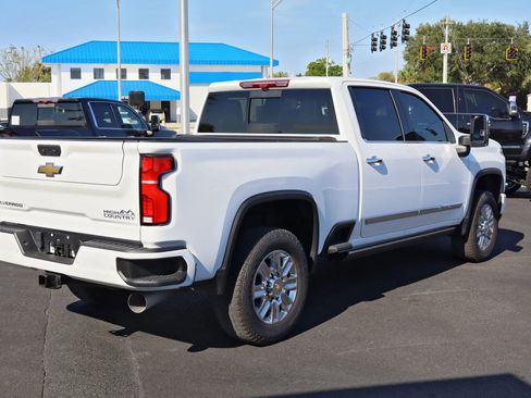 Used 2024 Chevrolet Silverado 2500 High Country w/ High Country Premium Package image 7