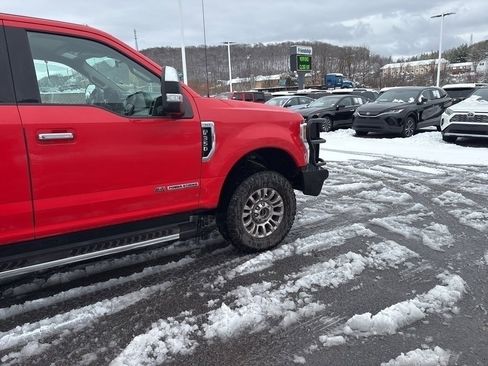 Used 2020 Ford F350 XLT w/ XLT Premium Package image 4