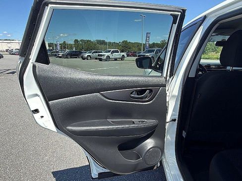 Used 2019 Nissan Rogue Sport S AWD/4WD image 21