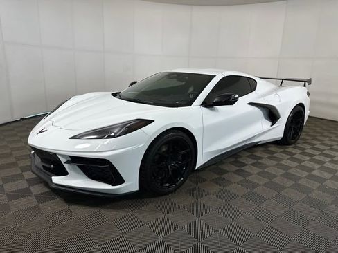 Used 2024 Chevrolet Corvette Stingray Preferred Cpe w/ Z51 Performance Package image 8