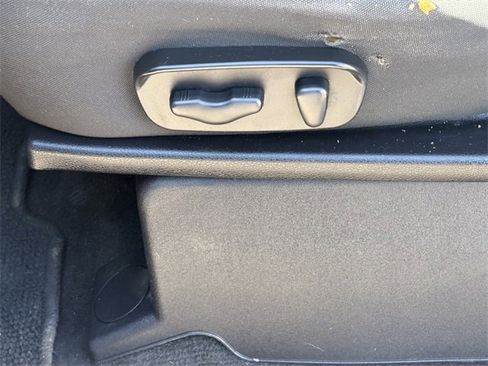 Used 2012 Nissan Titan SV w/ SV Value Truck Pkg image 19