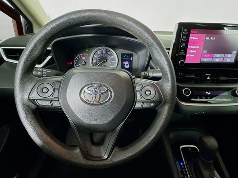 Used 2020 Toyota Corolla LE w/ LE Premium Package FWD image 11