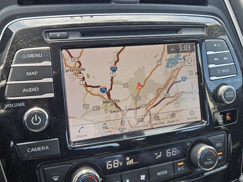 Used 2022 Nissan Maxima SV w/ Floor Mat Group FWD image 19