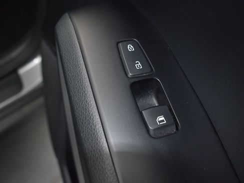 Certified 2023 Kia Soul LX w/ LX Technology Package image 14