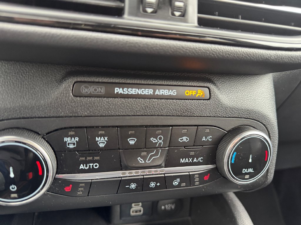 Used 2025 Ford Escape ST-Line Select AWD/4WD image 23