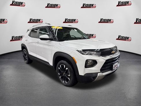Used 2023 Chevrolet TrailBlazer LT w/ Convenience Package image 3