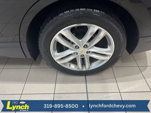 Used 2019 Chevrolet Equinox Premier FWD image 32