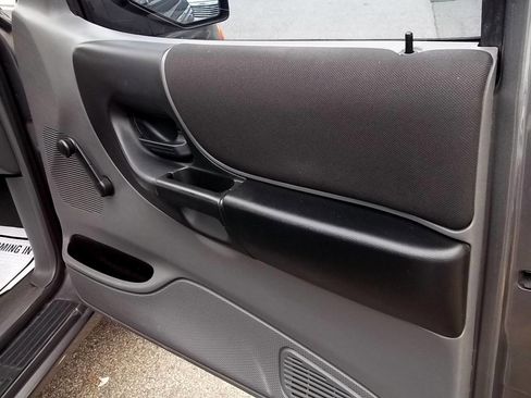 Used 2006 Ford Ranger XLT image 9