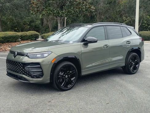 New 2026 Volkswagen Tiguan SE R-Line image 4