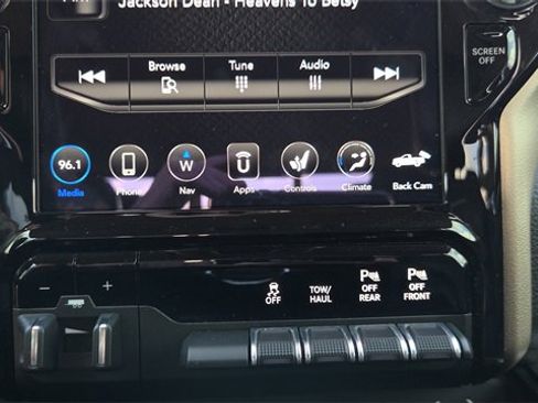 Used 2021 RAM 1500 Laramie image 33