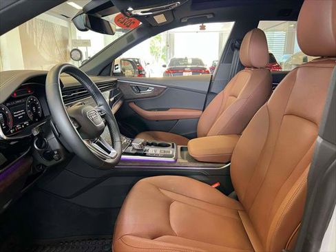 Used 2025 Audi Q8 Premium Plus image 14