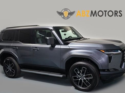 Used 2026 Lexus GX 550 w/ Accessory Package (2T) image 1