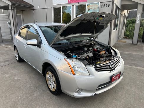 Used 2012 Nissan Sentra 2.0 FWD image 9