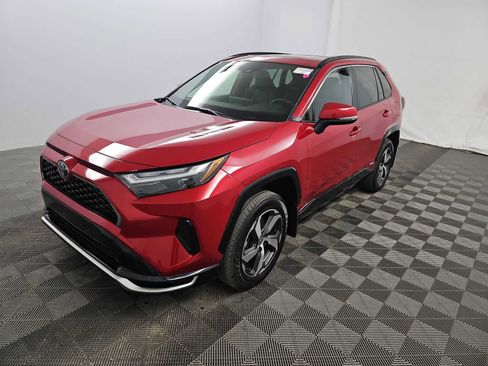 Used 2025 Toyota RAV4 SE AWD/4WD image 4