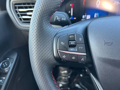 Used 2023 Ford Escape ST-Line w/ Tech Pack #1 image 17