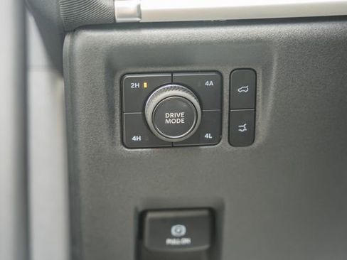 Used 2025 Ford Expedition Active AWD/4WD image 55