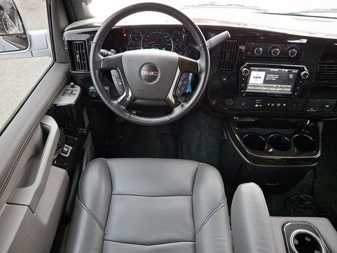 Used 2021 GMC Savana 2500 image 18