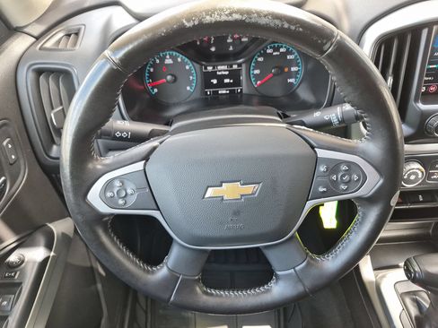 Used 2021 Chevrolet Colorado LT RWD image 21