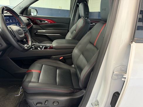 Used 2024 Chevrolet Traverse RS w/ LPO, Floor Liner Package image 14