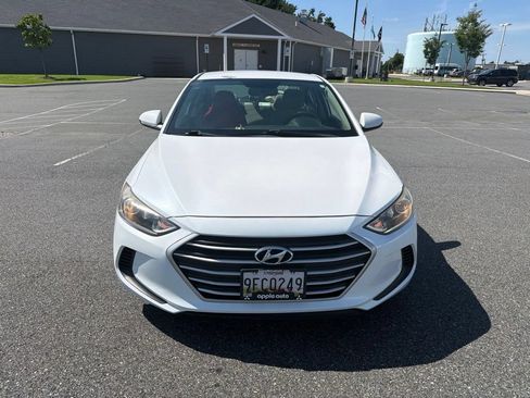 Used 2018 Hyundai Elantra SEL FWD image 3