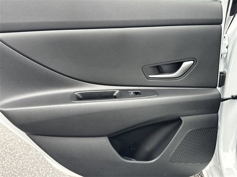 New 2026 Hyundai Elantra Blue image 21