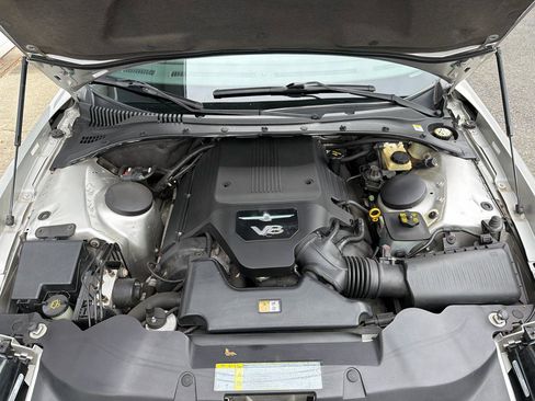 Used 2005 Ford Thunderbird RWD image 16