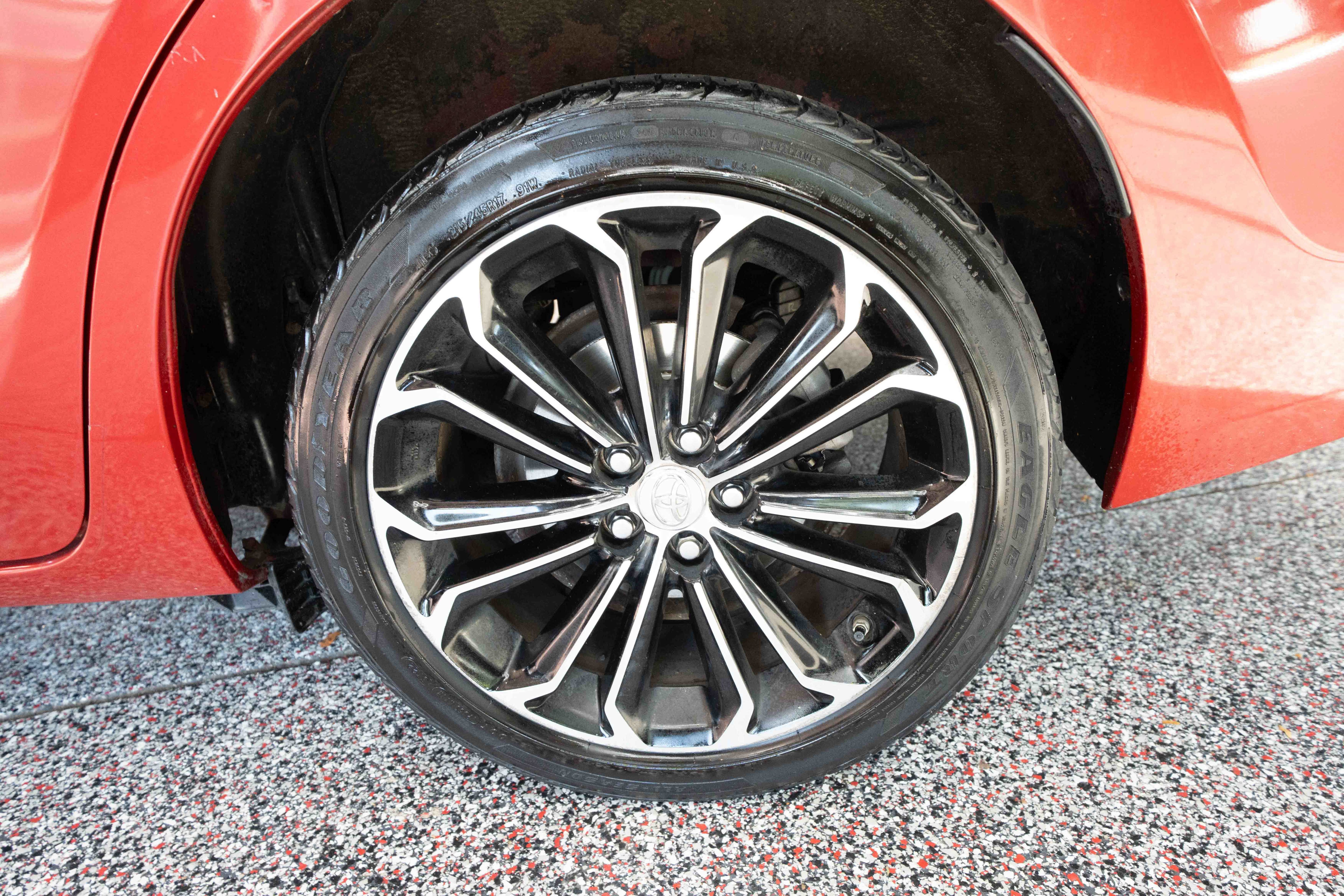 Used 2014 Toyota Corolla S FWD image 28