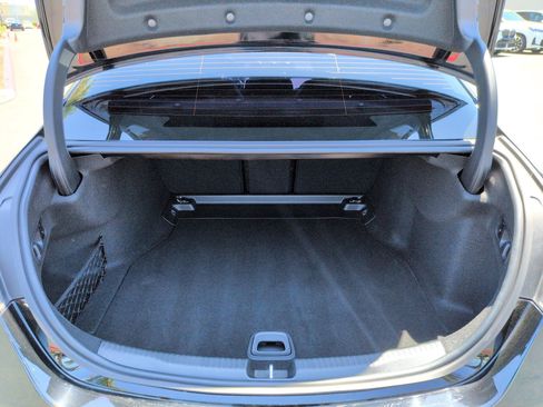 Used 2025 Mercedes-Benz C 300 Sedan image 31