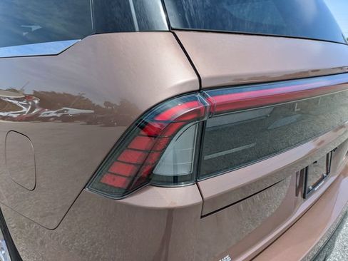 Used 2025 Lincoln Navigator Black Label AWD/4WD image 11