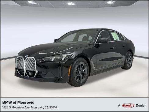 New 2026 BMW i4 eDrive40 w/ Parking Assistance Package RWD image 1