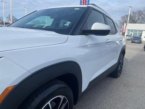 Used 2024 Chevrolet TrailBlazer LT image 5