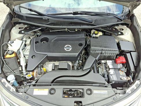 Used 2014 Nissan Altima 2.5 S w/ Sport Value Package FWD image 26